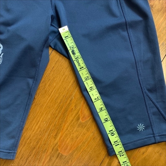 Athleta Yoga Bike Short Leggings Grey Size SP - Picture 6 of 12